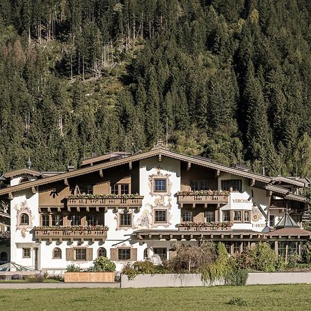 Apparthotel "Landhaus Veronika" Mayrhofen Dış mekan fotoğraf
